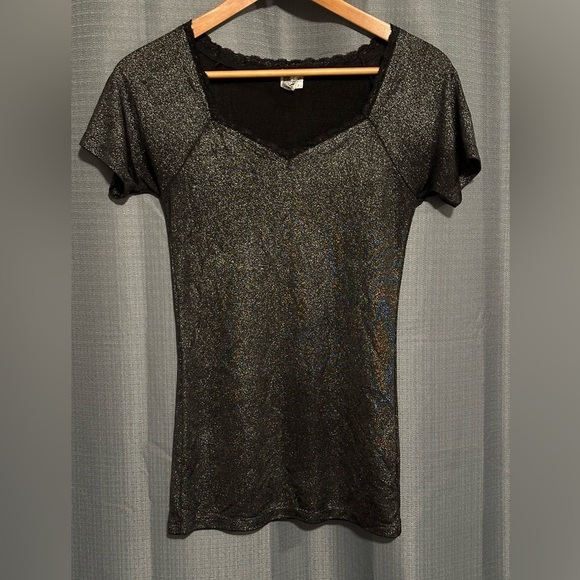 BKE Tops - BKE Black Glitter Top